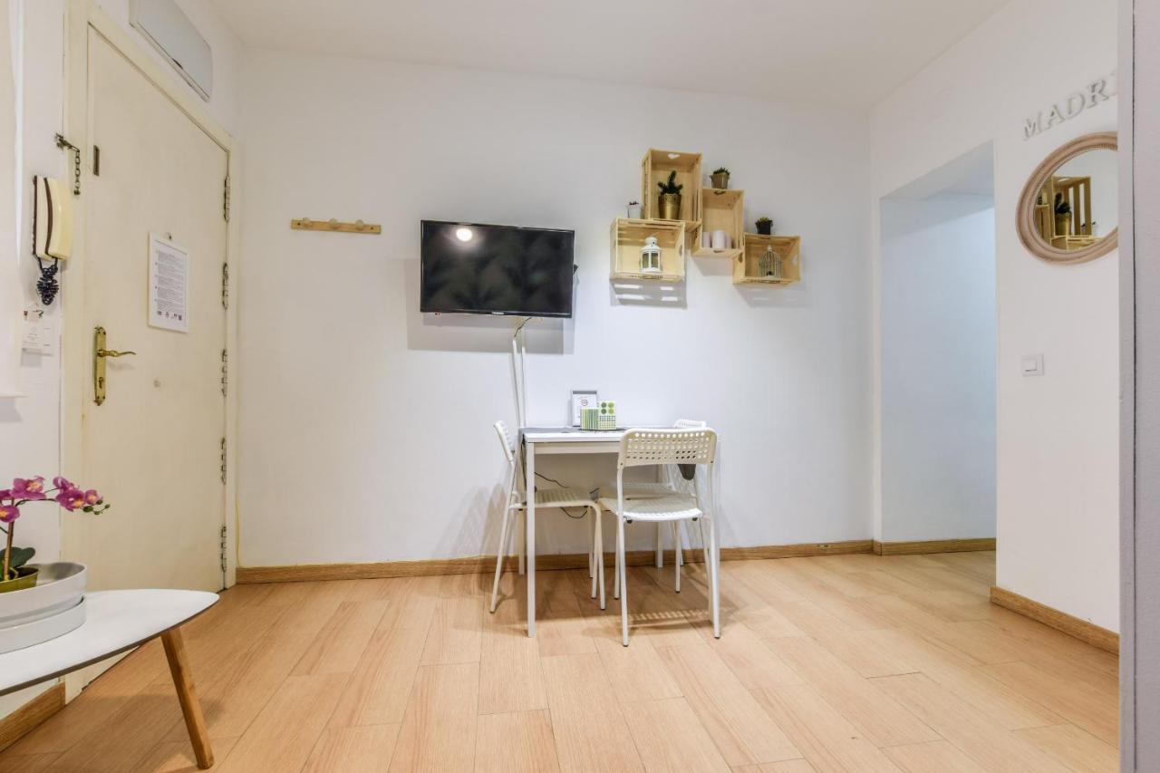 Apartamento Acogedor Piso Madrid Centro Alquiler Temporal Exterior foto